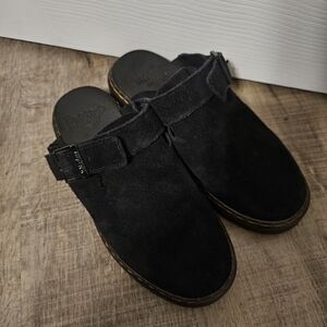 Dr. MARTENS Carlson slide on shoes